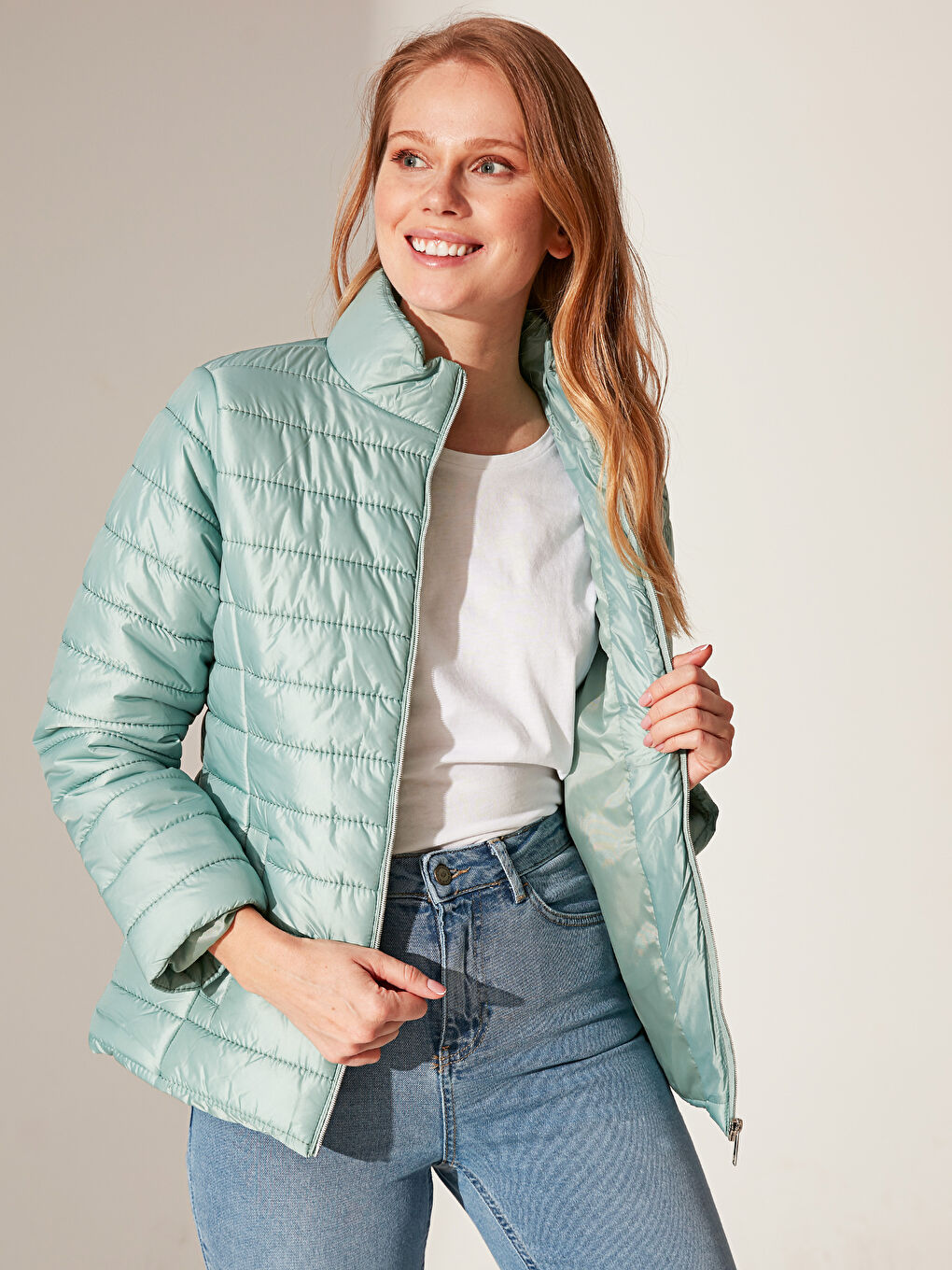 Yeşil Uzun Kollu Kadın Dik Yaka Şişme Mont