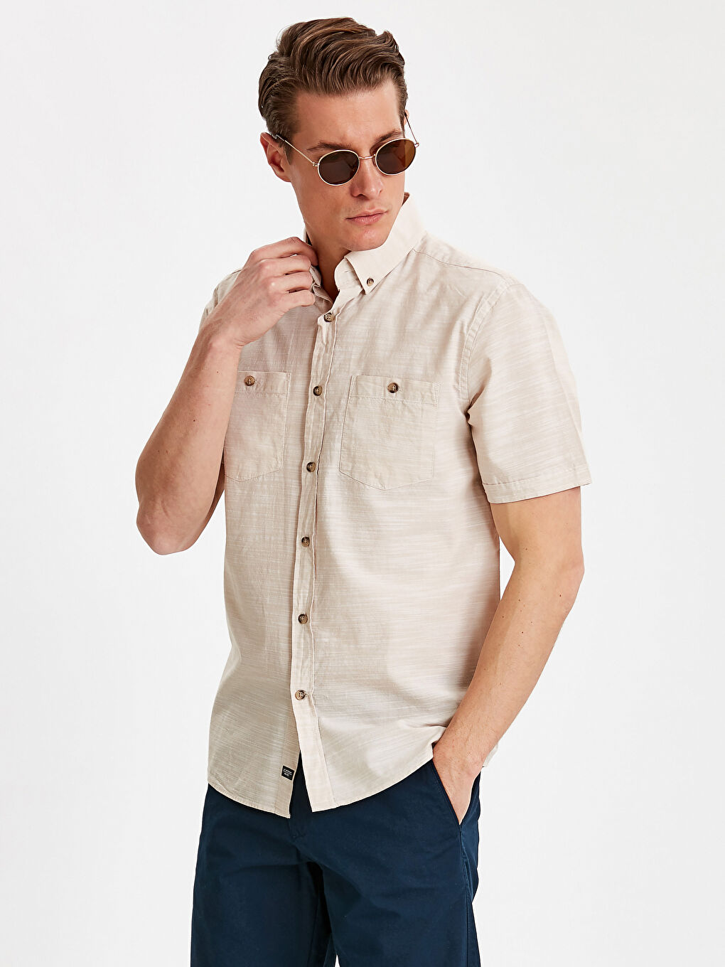 Bej Regular Fit Kısa Kollu Poplin Gömlek