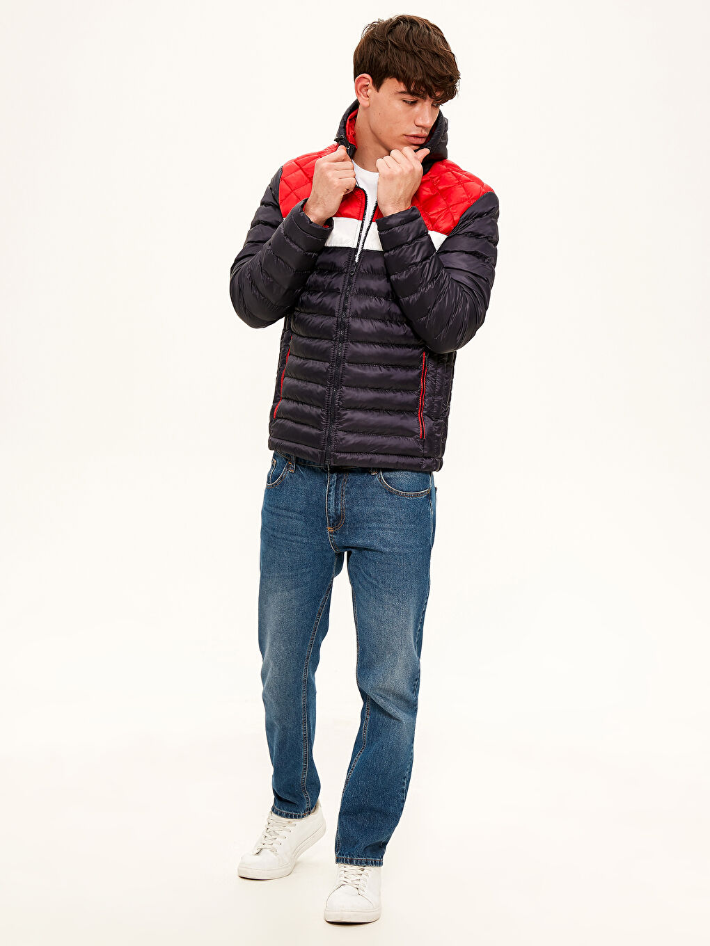 Lacivert Slim Fit Kapüşonlu Dik Yaka Erkek Şişme Mont-4