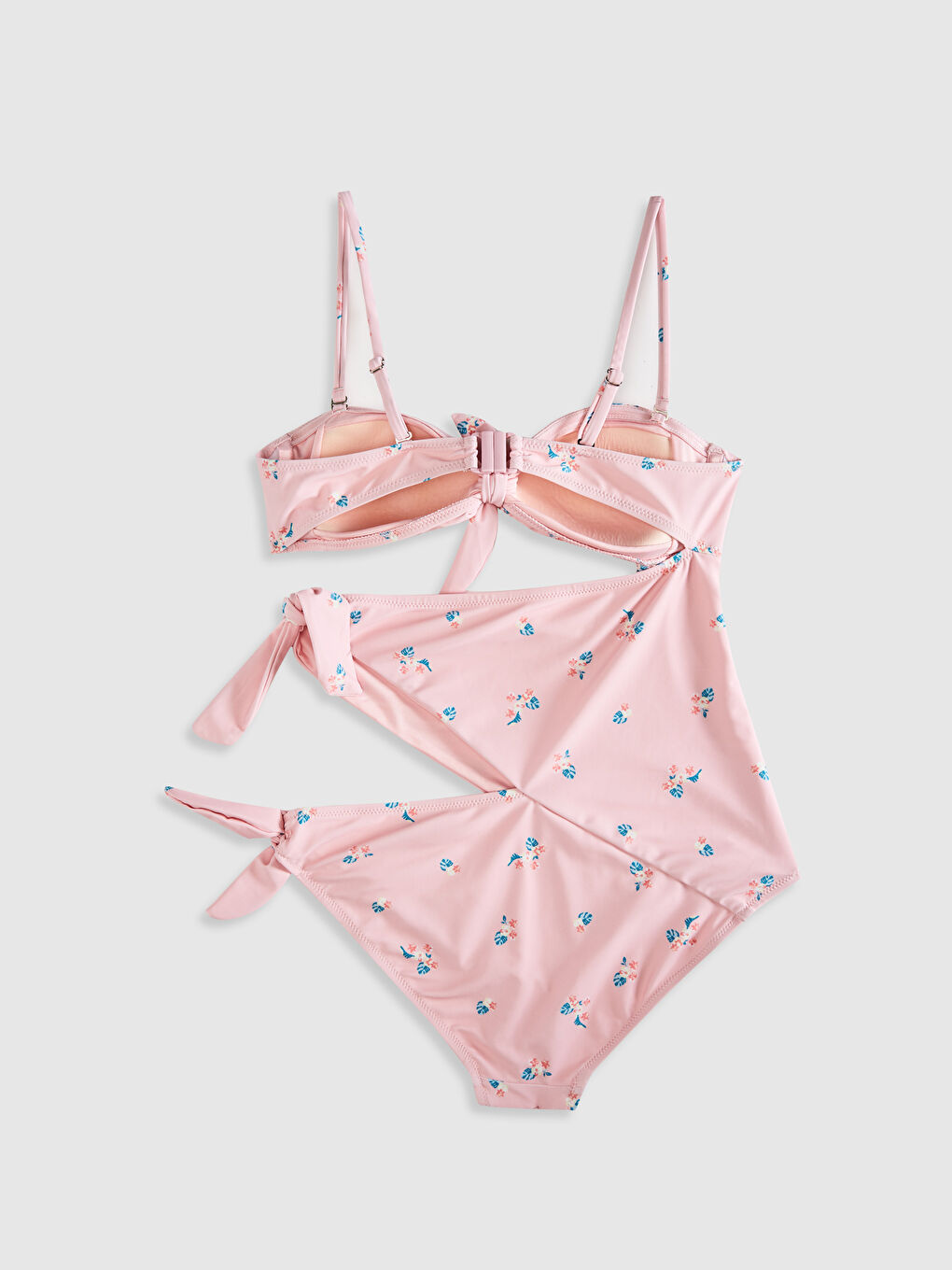 Фигурный купальник-1