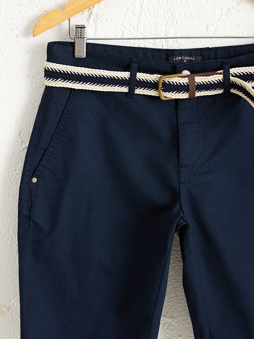 Schmal Geschnittene Bermuda-Shorts-2