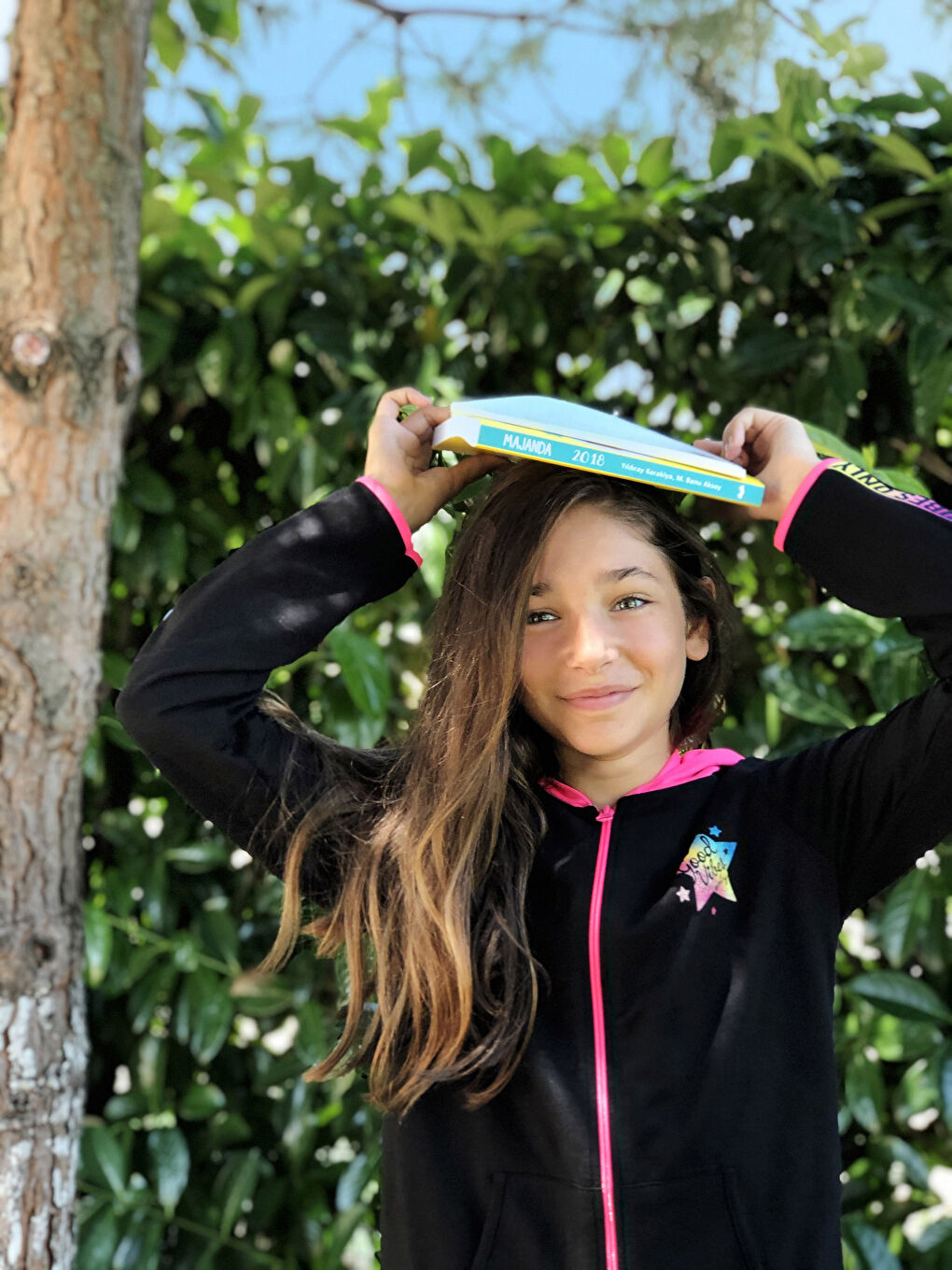 Siyah Kız Çocuk Fermuarlı Kapüşonlu Sweatshirt-1