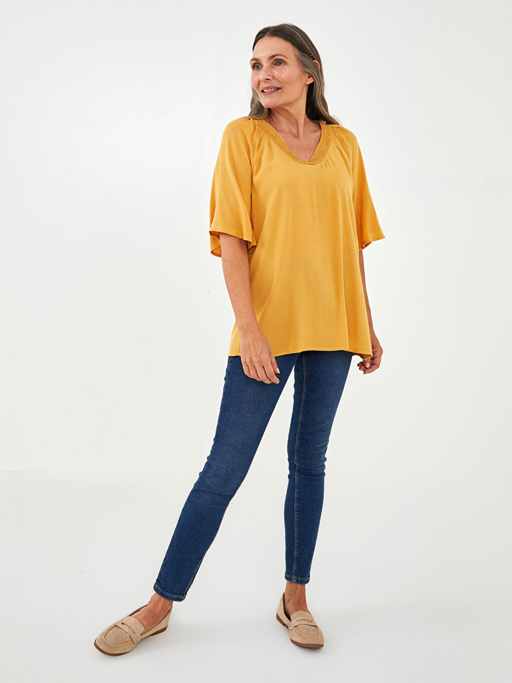 بلوزة دانتيل نصف كم متقدمة للنساء فسكوز-3