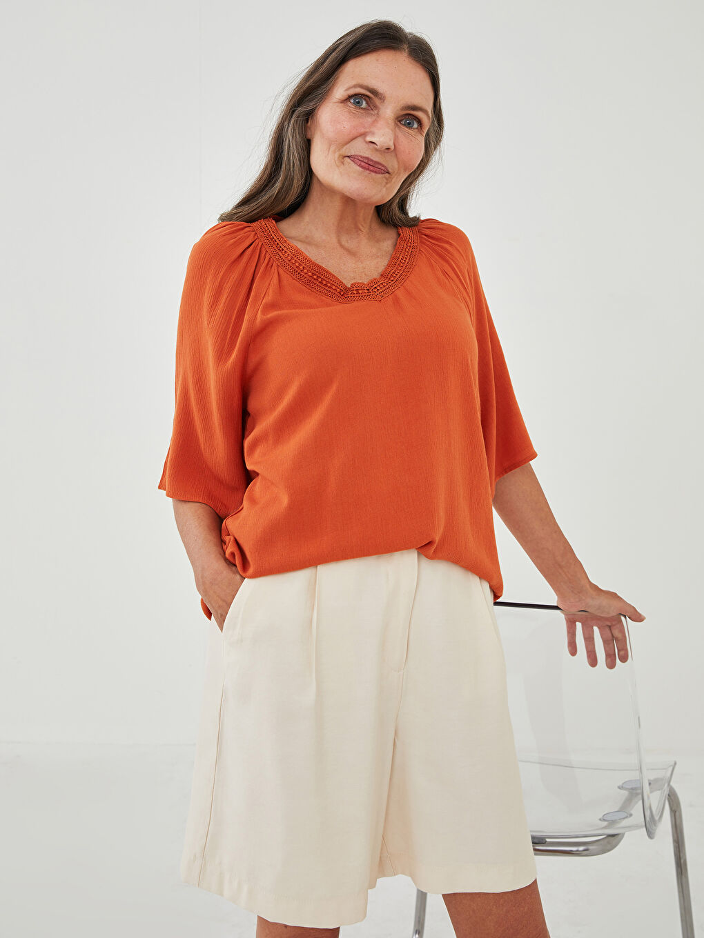 Advanced Half Sleeve Lace Blouse Women Viscose