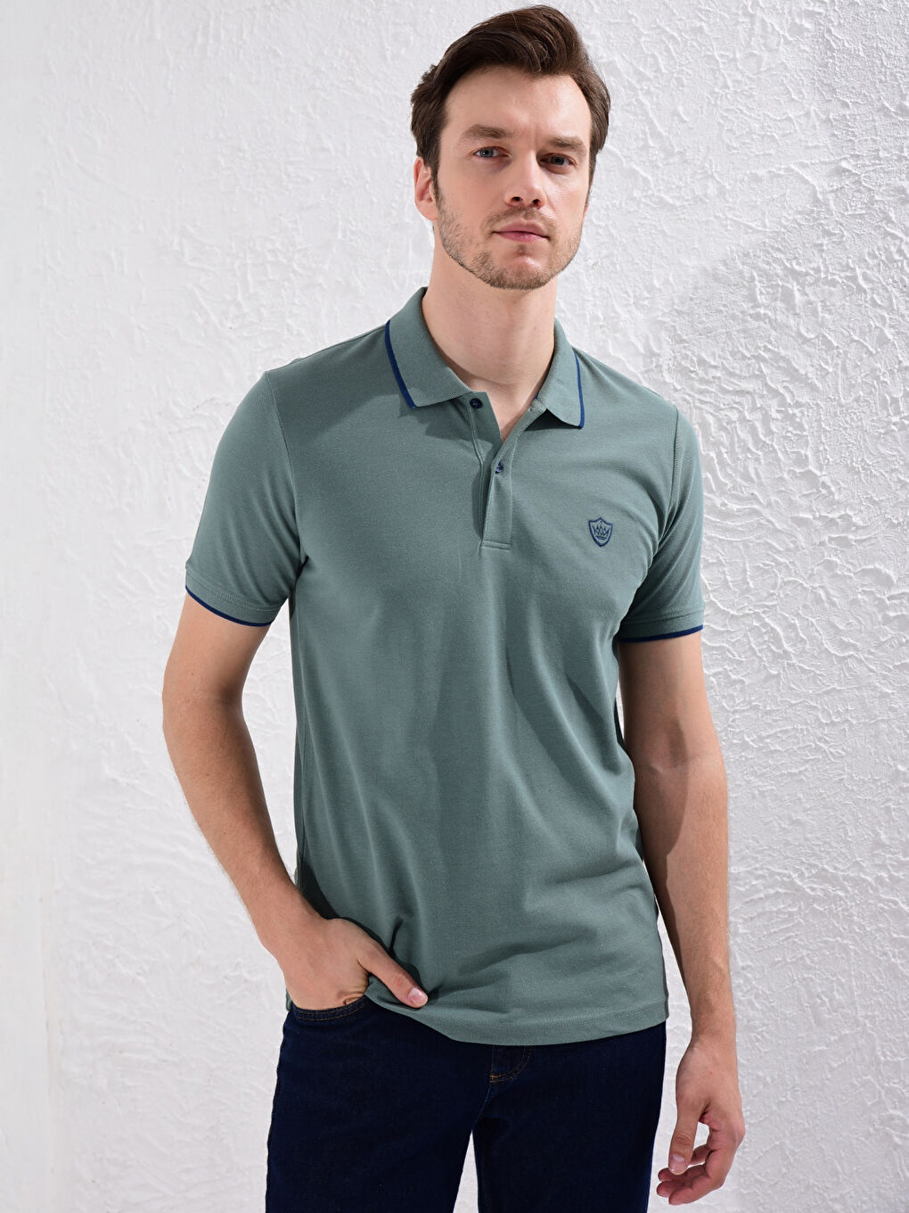 футболка-поло