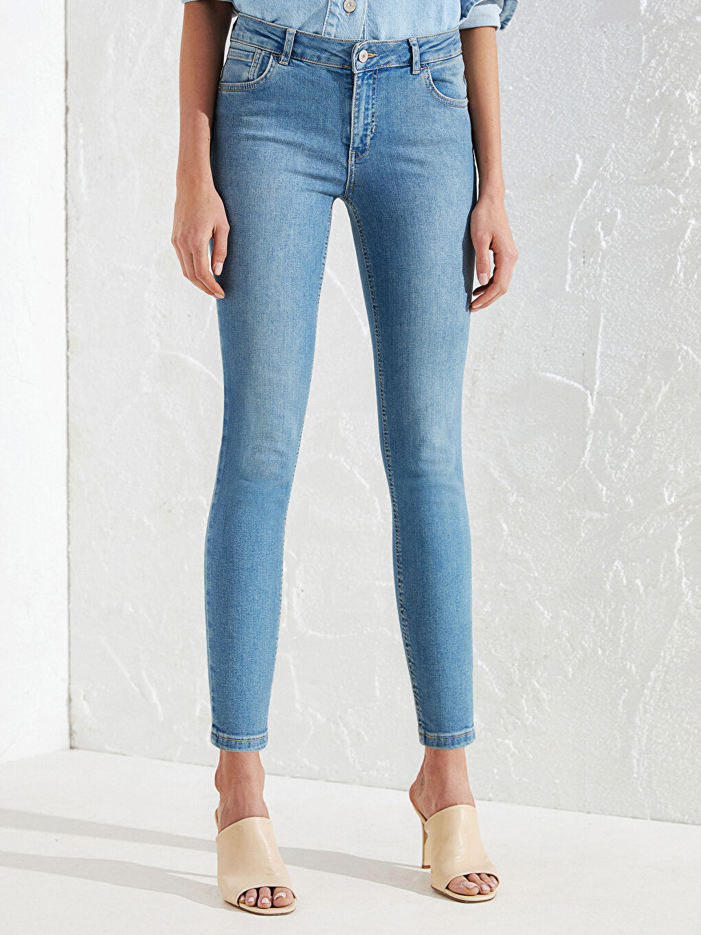 Mercury Skinny Fit Women's Jean-2