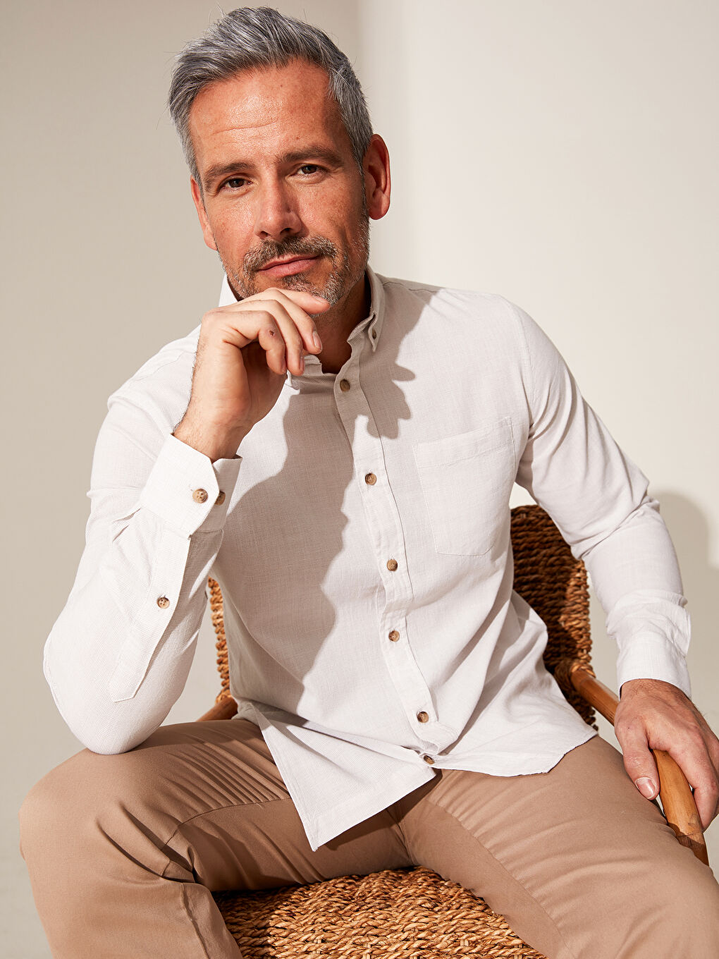 Chemise manches longues coupe régulière  