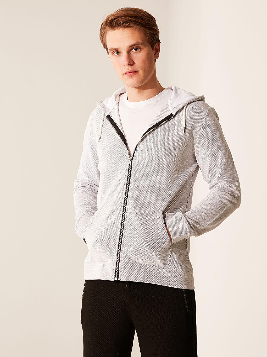 Gri Kapüşonlu Uzun Kollu Erkek Fermuarlı Sweatshirt-1