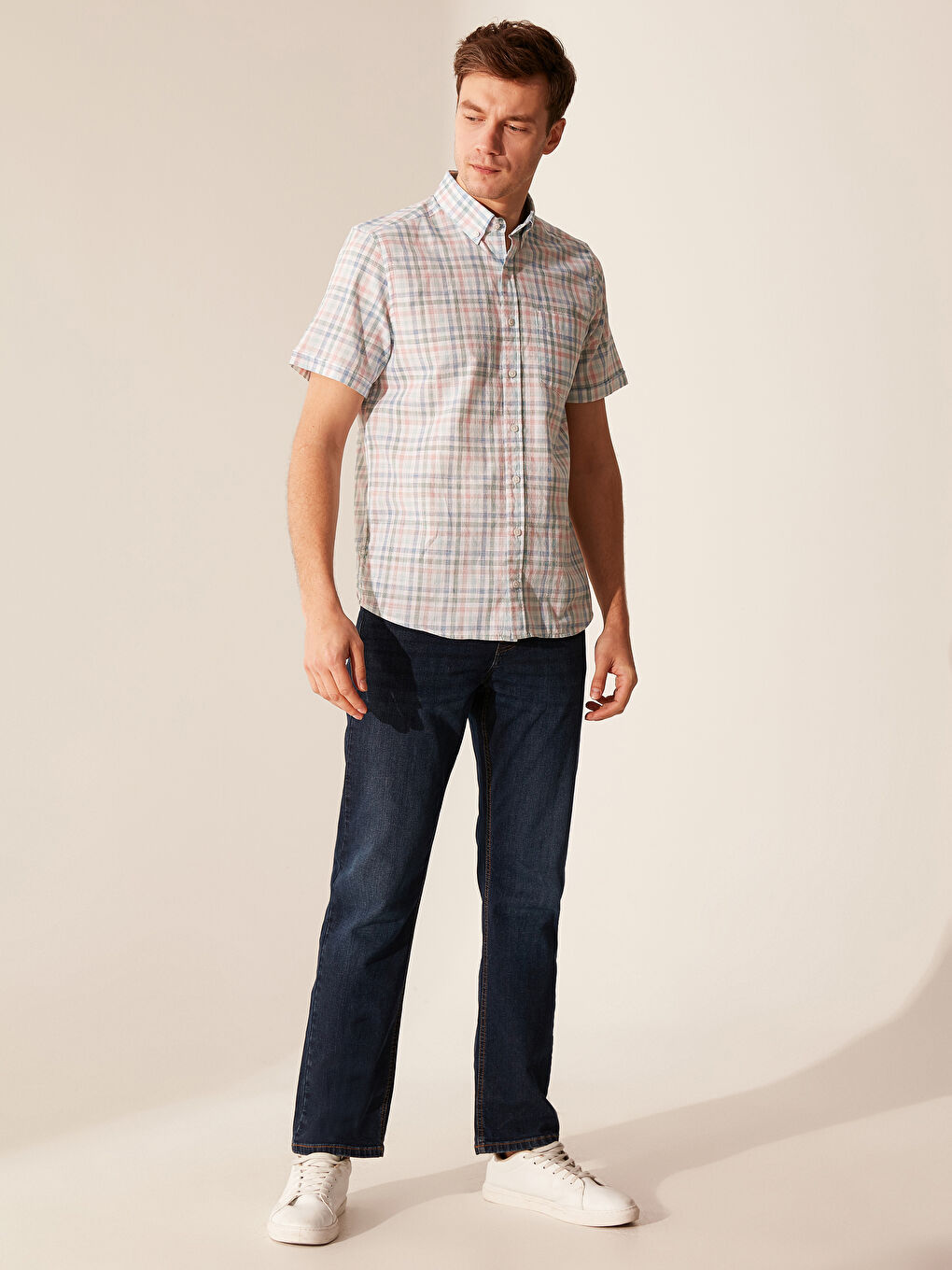 Pembe Regular Fit Kısa Kollu Poplin Erkek Gömlek-3