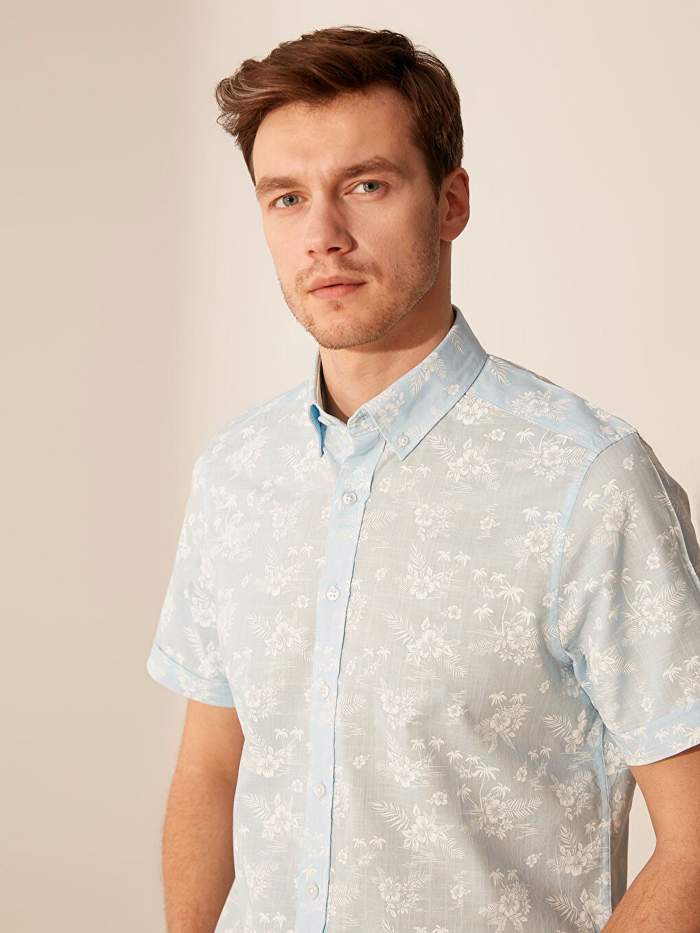 Beyaz Regular Fit Desenli Kısa Kollu Gömlek-2