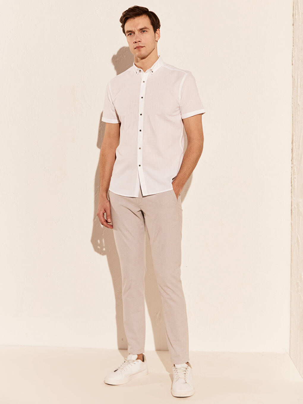 Chemise pour Hommes Slim Fit Manches Courtes en Popeline-3