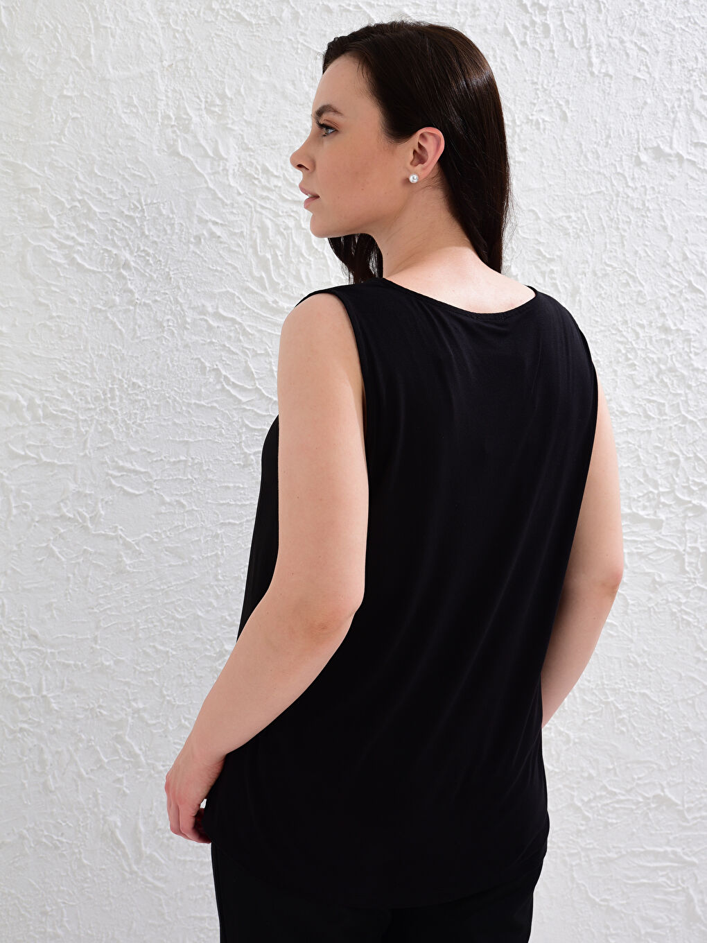 Siyah Bisiklet Yaka Viskon Kadın Atlet-5