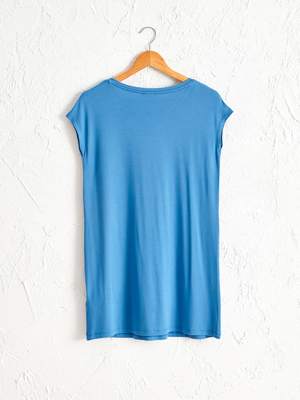 Mavi V Yaka Düz Kısa Kollu Viskon Kadın Tunik-1