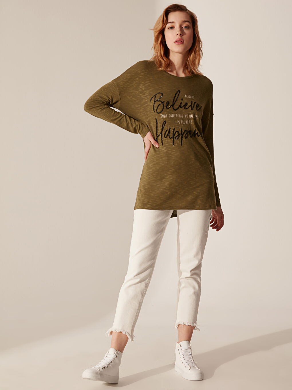 قمصان مطرزة بأكمام طويلة محاكة-1