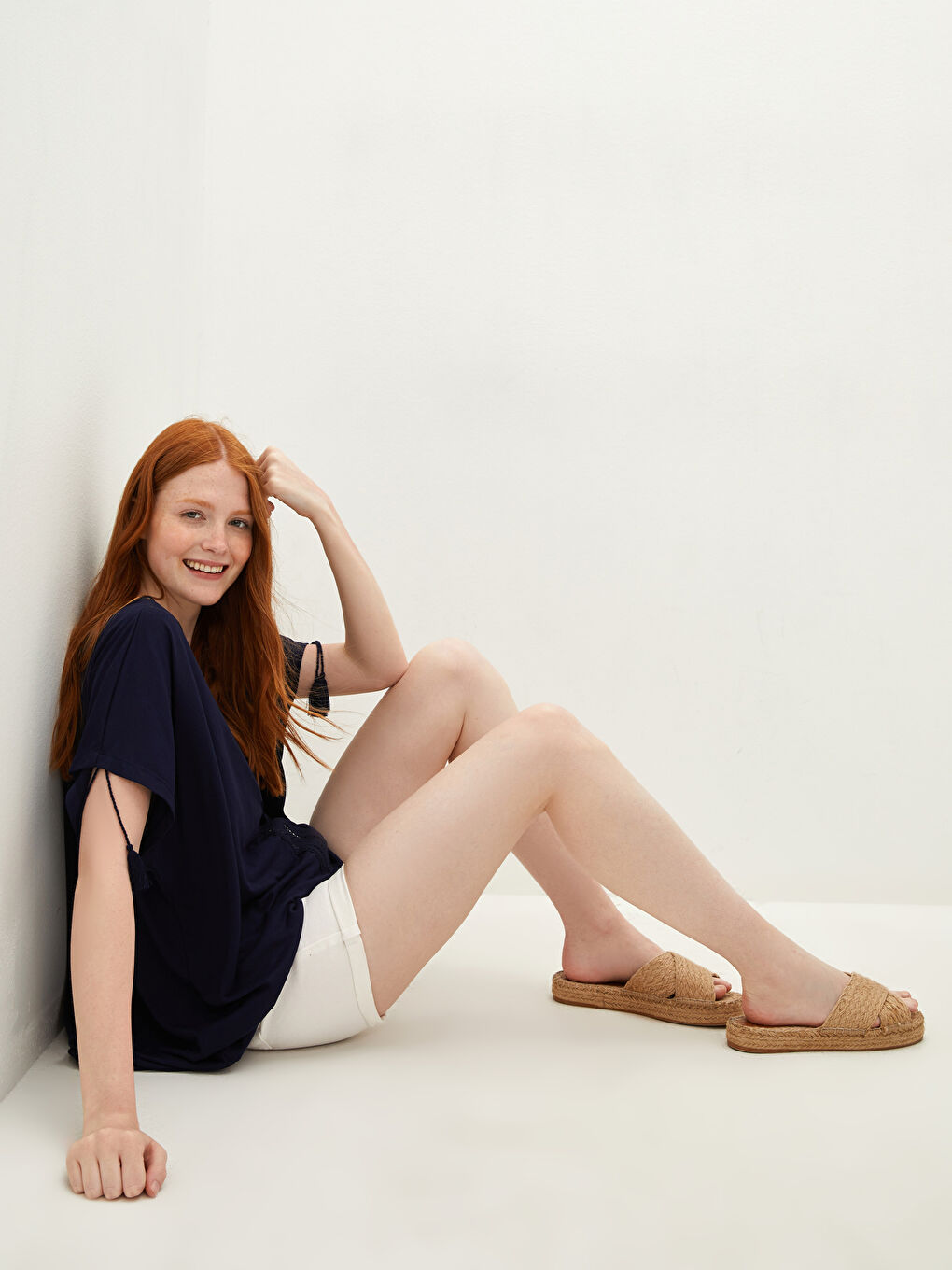 Lacivert Dantel Detaylı Kısa Kollu Kadın Kadın Plaj Elbisesi-2