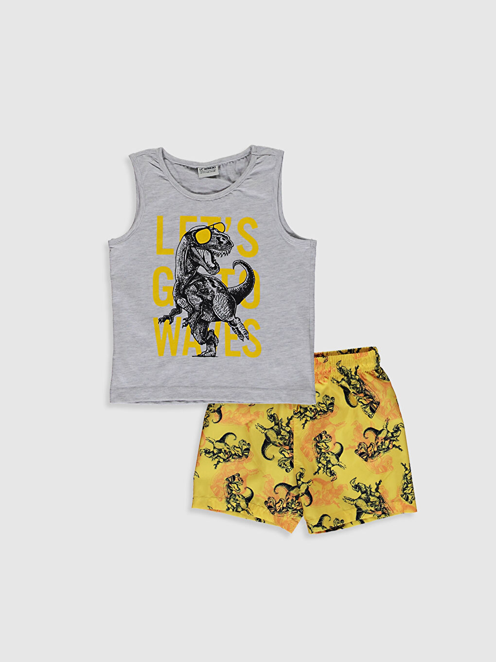 أولاد شورت رياضي وبحري-4