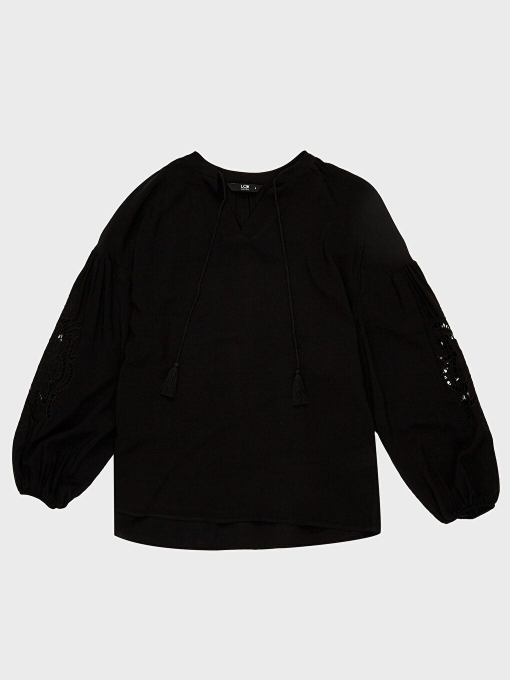 Siyah Yakası Bağlamalı Nakış Detaylı Balon Kollu Viskon Kadın Bluz-1