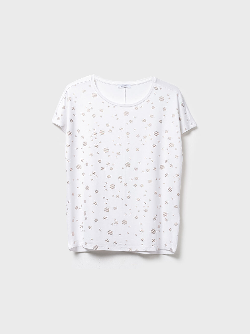 Beyaz Puantiyeli Viskon Kısa Kollu Kadın Tişört
