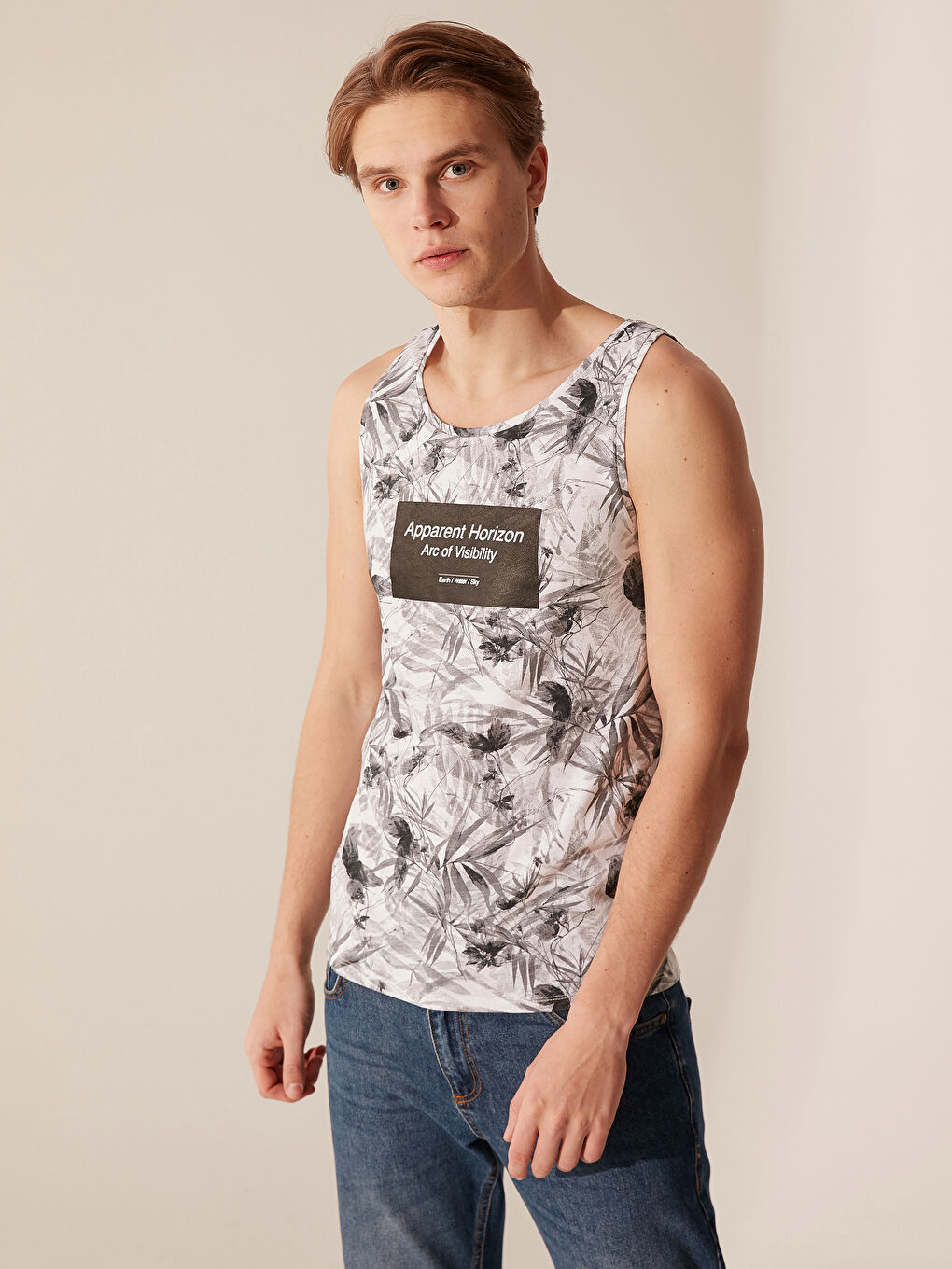 Beyaz Penye Erkek Kolsuz Tişört-1