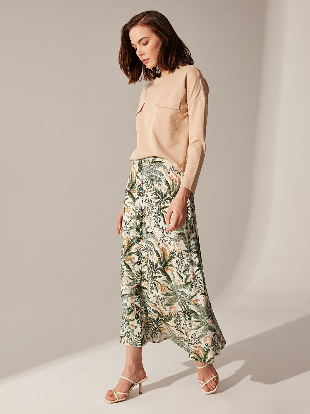 Woman BEIGE T-Shirt-2