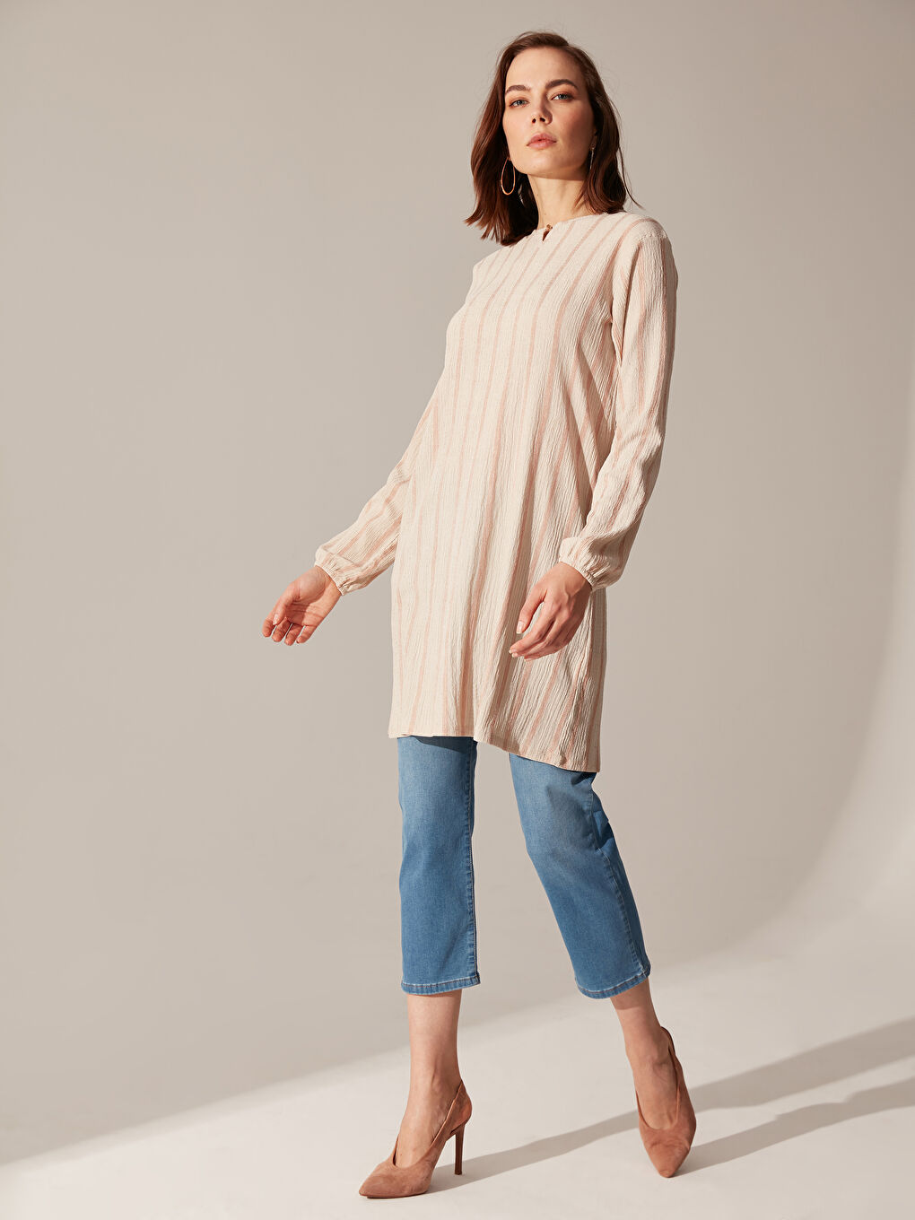 Bej Bisiklet Yaka Çizgi Desenli Uzun Kollu Kadın Tunik-2