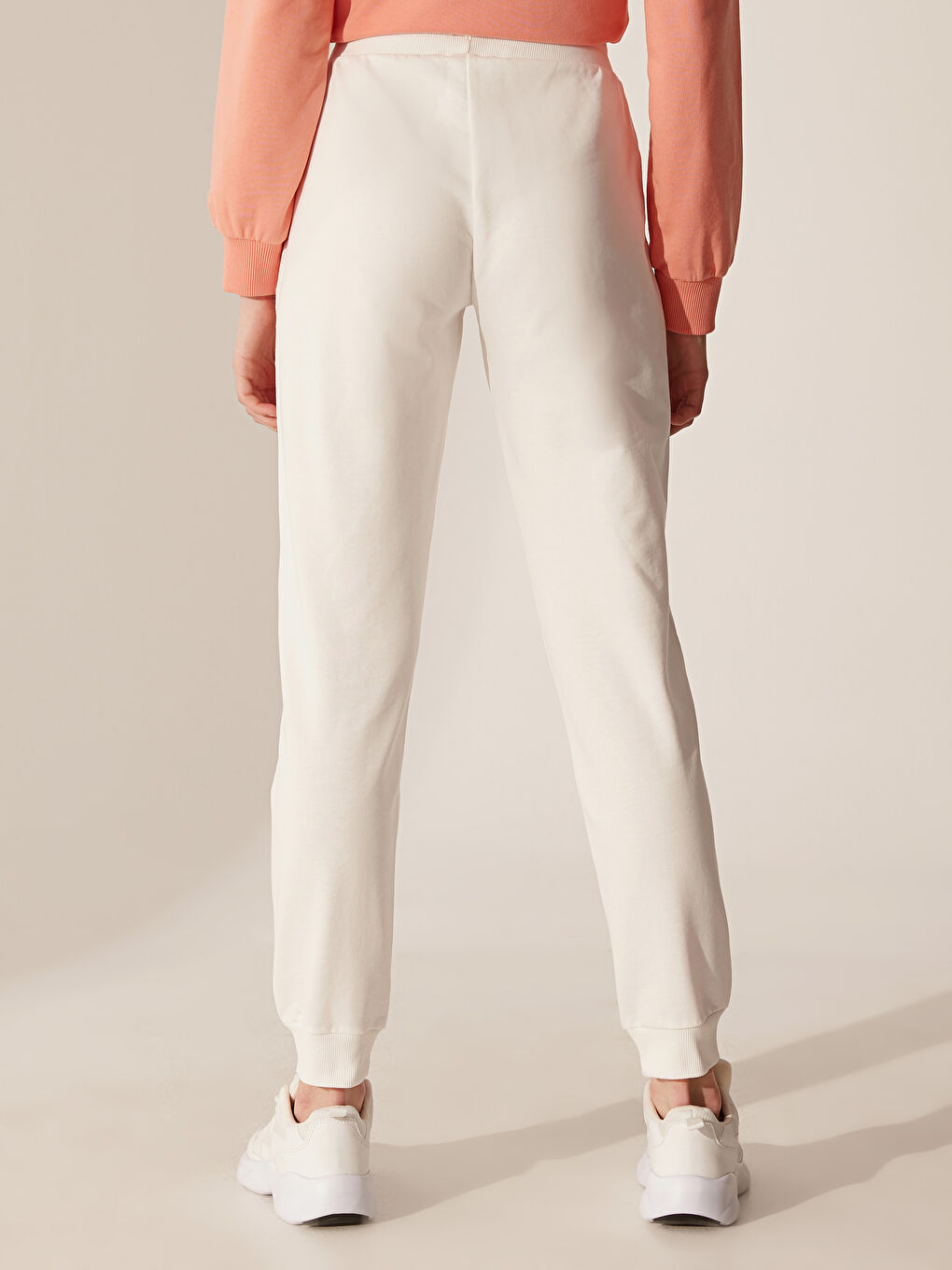 Ekru Standart Fit Kadın Eşofman Altı-2