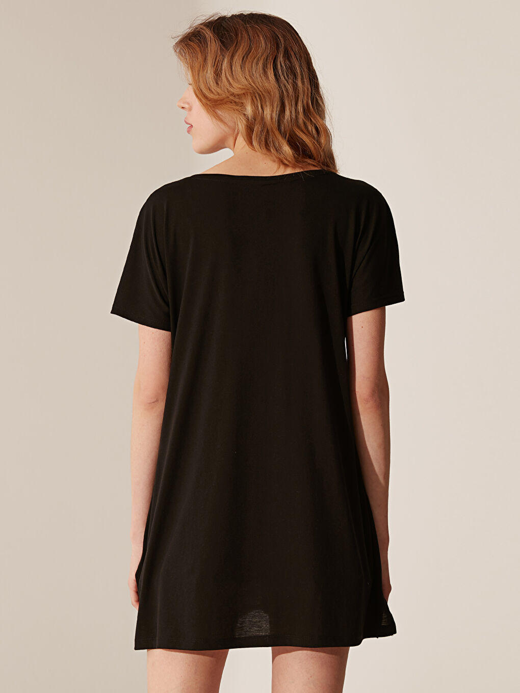 Siyah Kısa Kollu Kadın Plaj Elbisesi-3