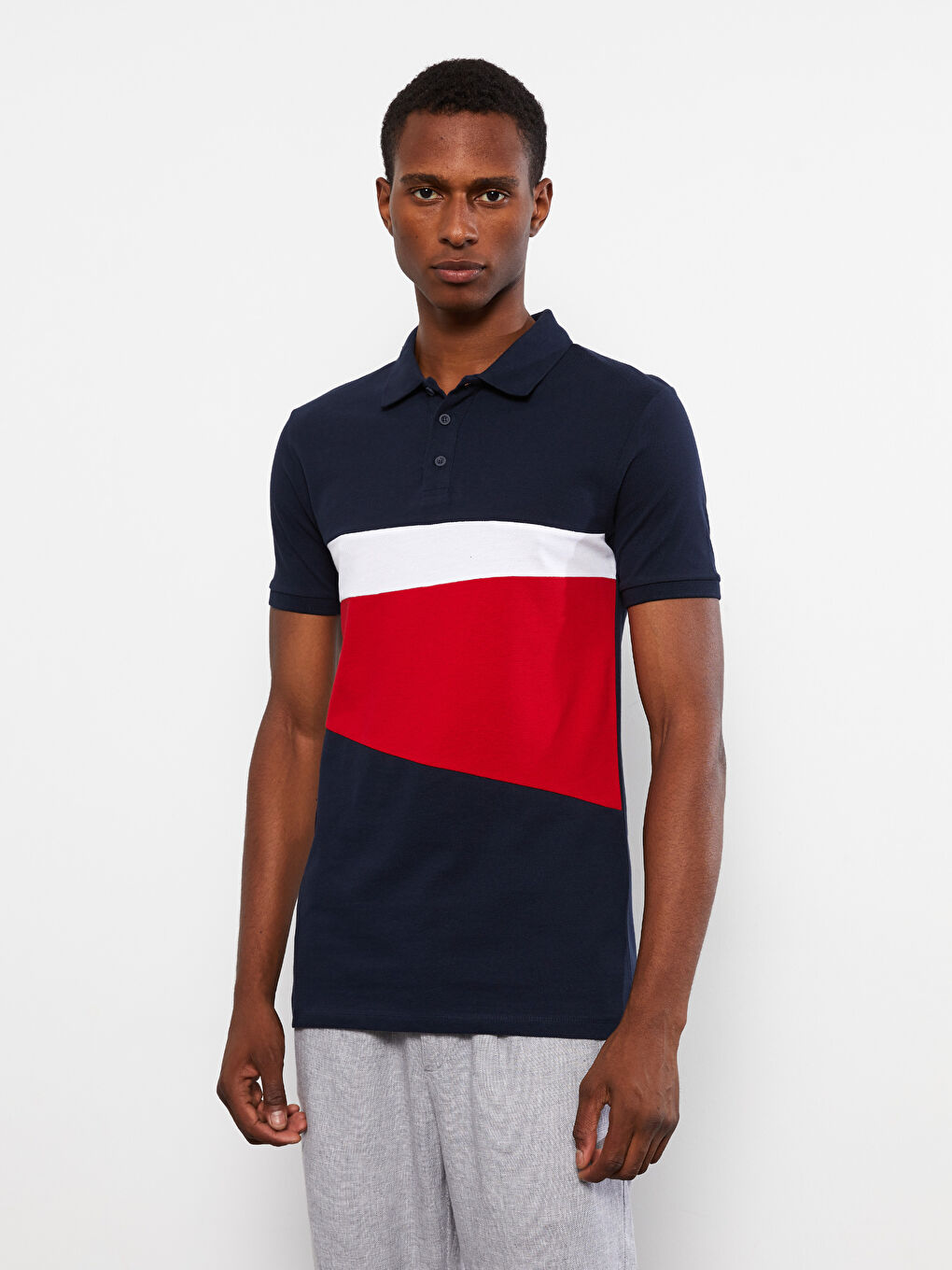 Футболка з водолазкою, коротким рукавом і колор-блоком для чоловіків-1