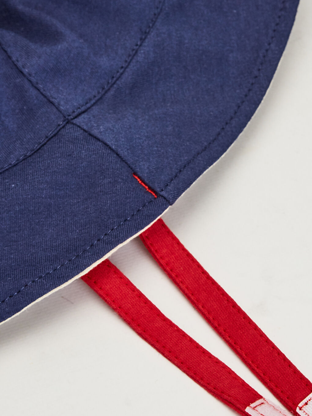 قبعة دلو أزرق طفل صغير-3