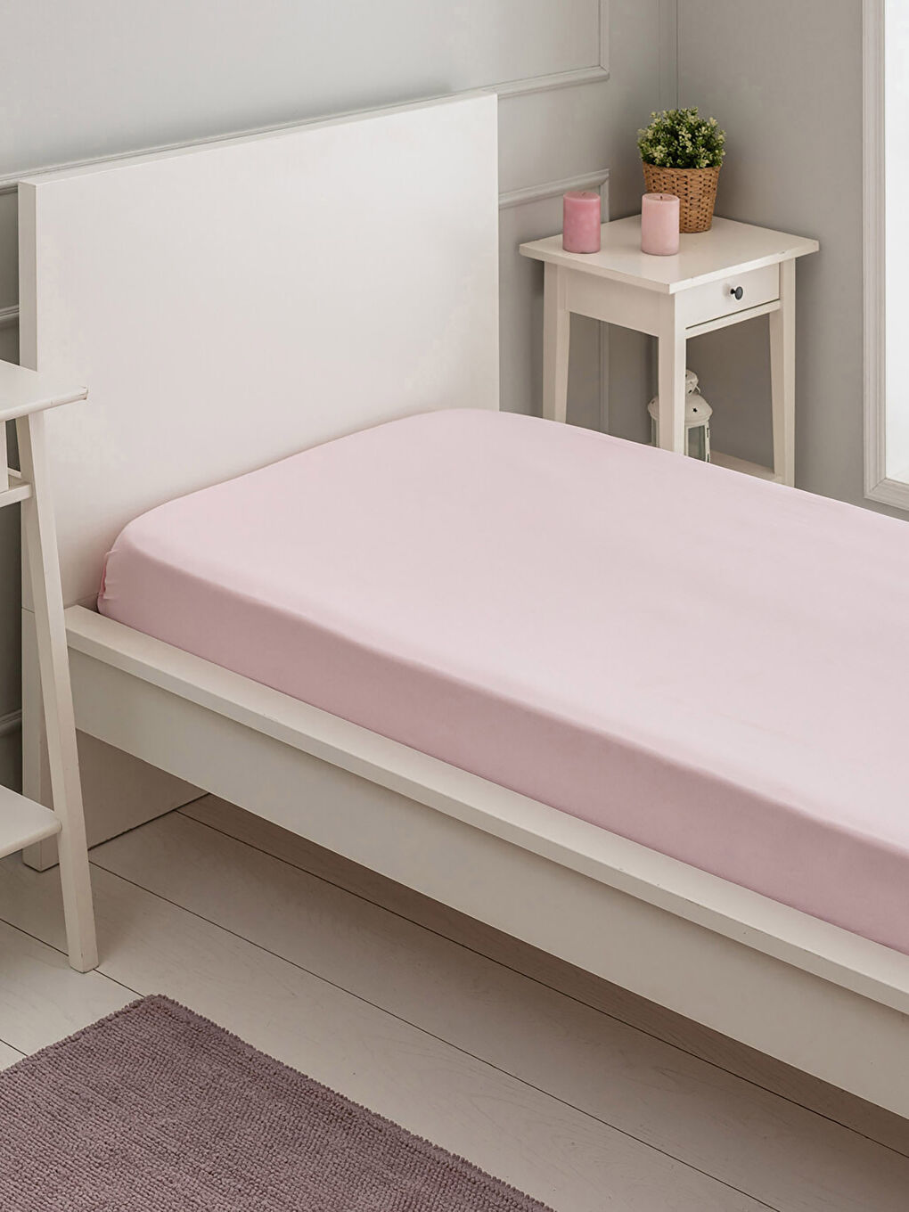 Pembe Lastikli Pamuklu Ara Boy Çarşaf 120x200 cm