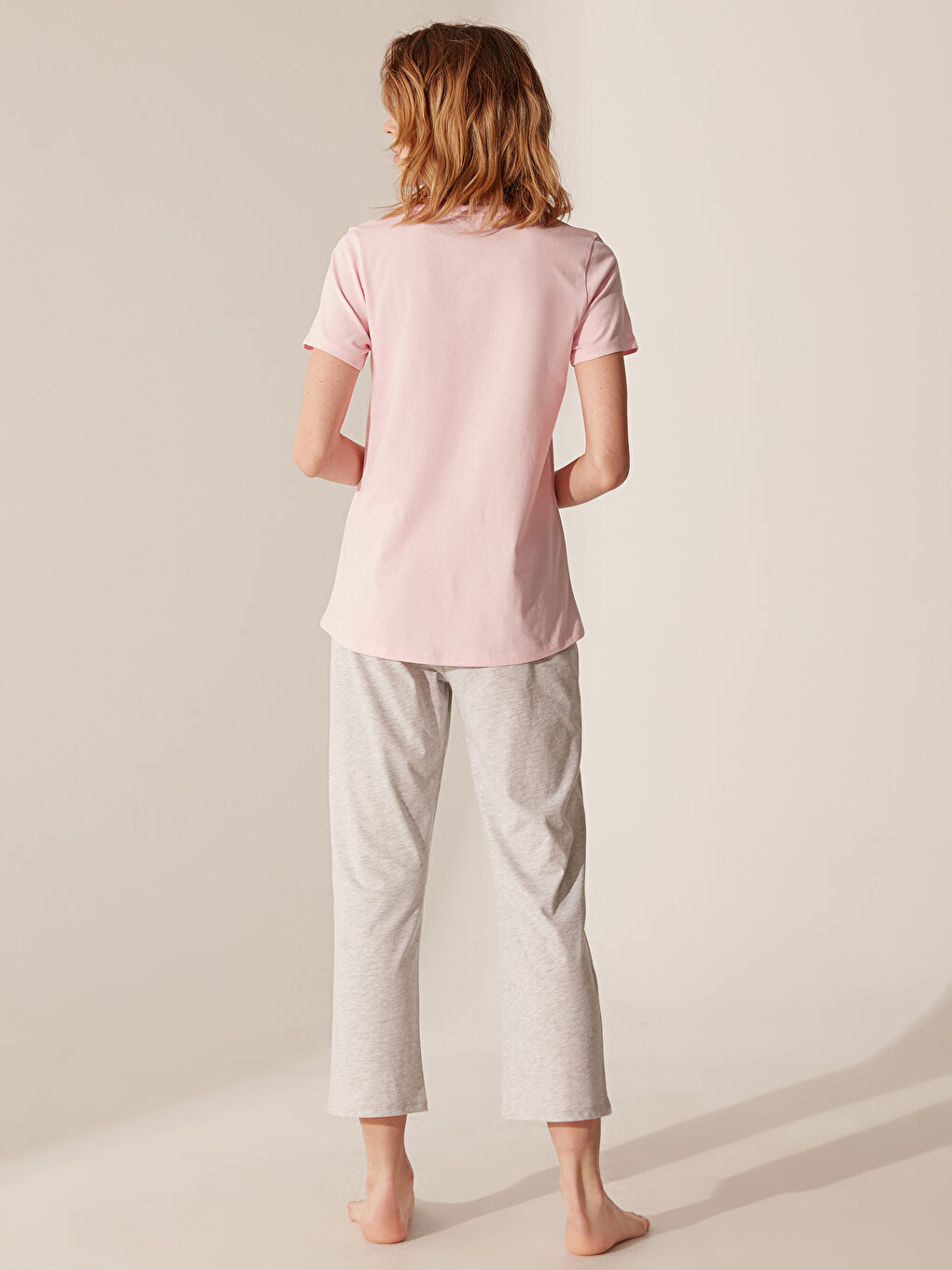 Gri Bisiklet Yaka Kısa Kollu Kadın Pijama Takım-4