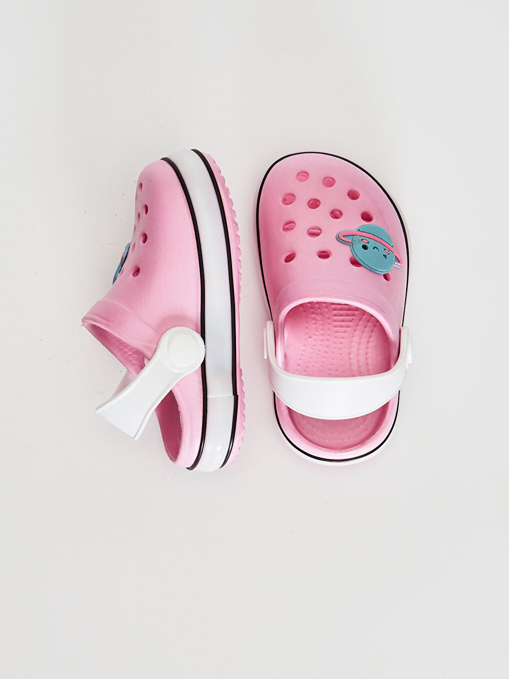 LCW STEPS Kız Bebek Işıklı Sandalet -0SH236Z1-DP3