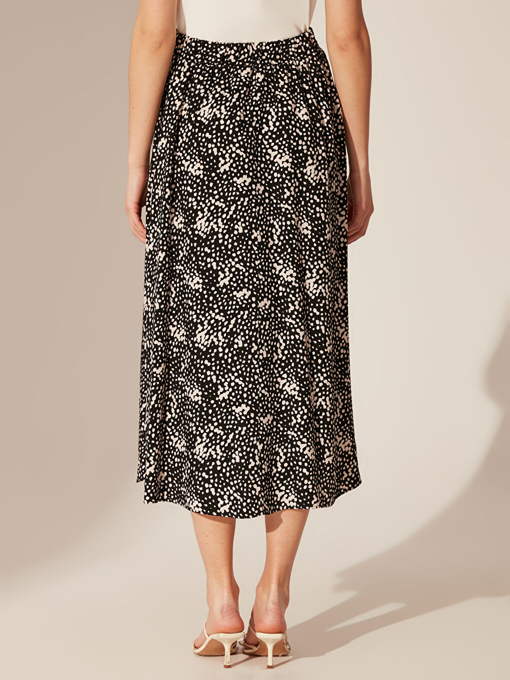 Bej Desenli Viskon Kloş Kadın Etek-3