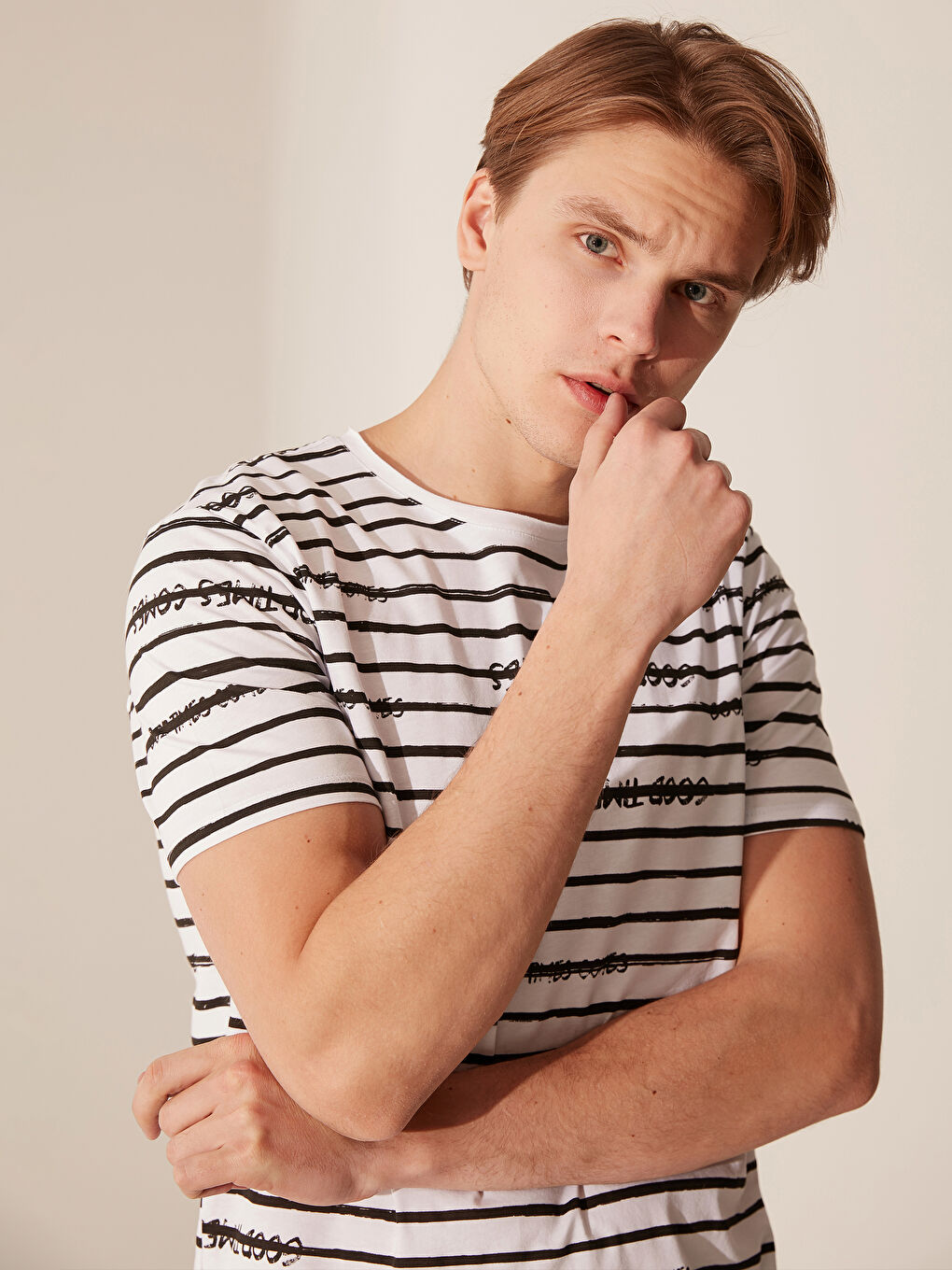 Beyaz Penye Erkek Tişört-1