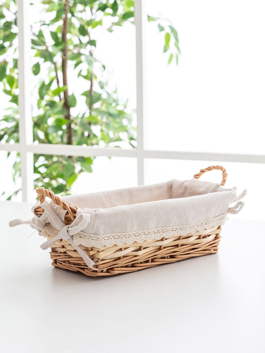 Beyaz Hasır Sepet-1