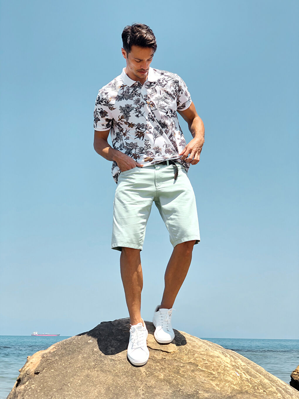 Karışık Polo Yaka Kısa Kollu Baskılı Pike Tişört