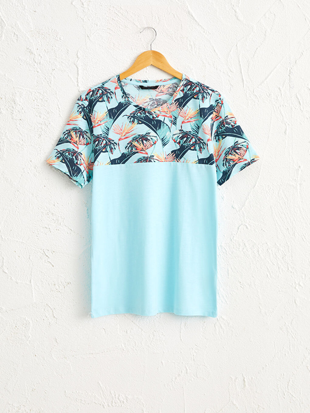 Turkuaz Bisiklet Yaka Desenli Tişört