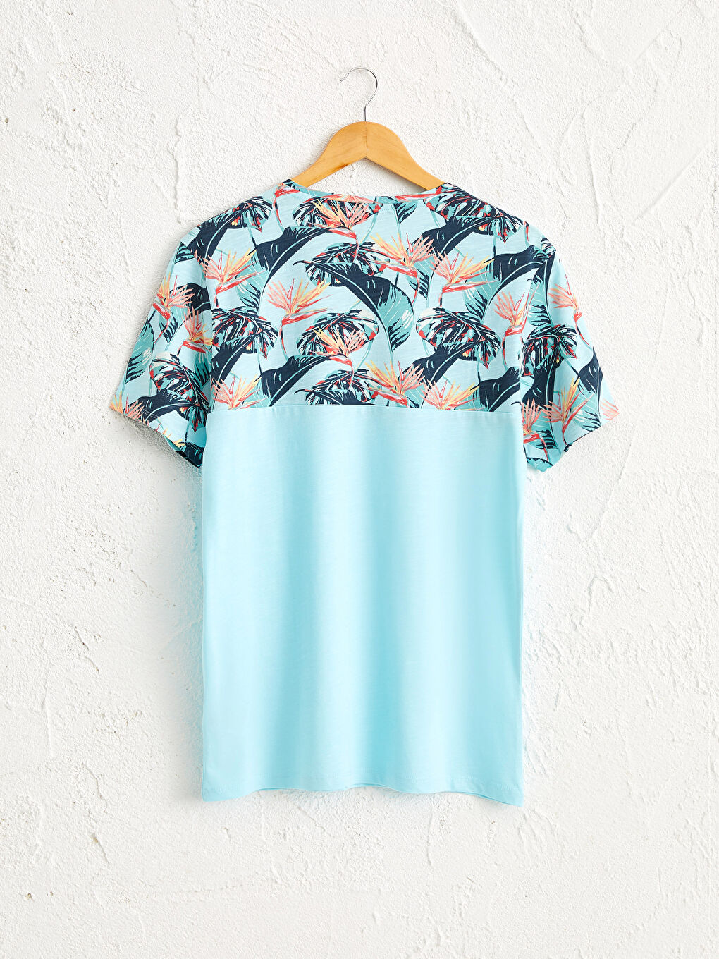 Turkuaz Bisiklet Yaka Desenli Tişört-1