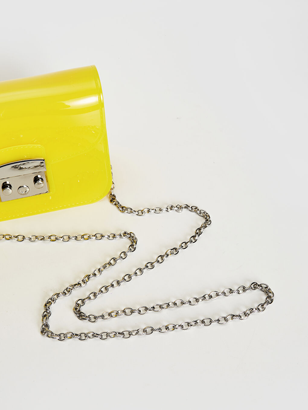 Chain Strap Cross Bag-2