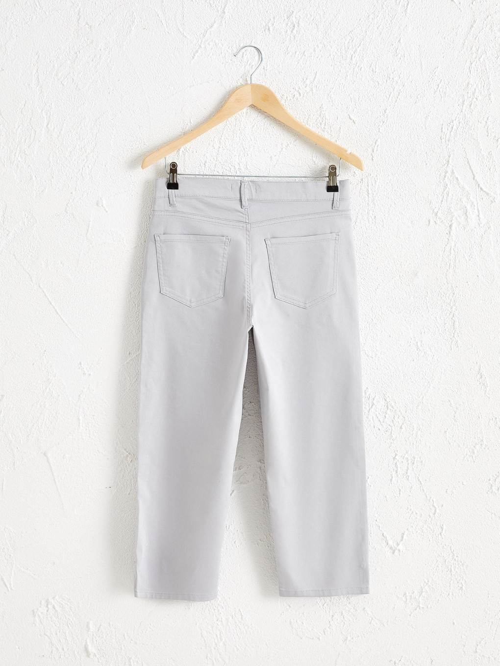 Gri Standart Fit Gabardin Kadın Düz Paça Esnek Kapri-1