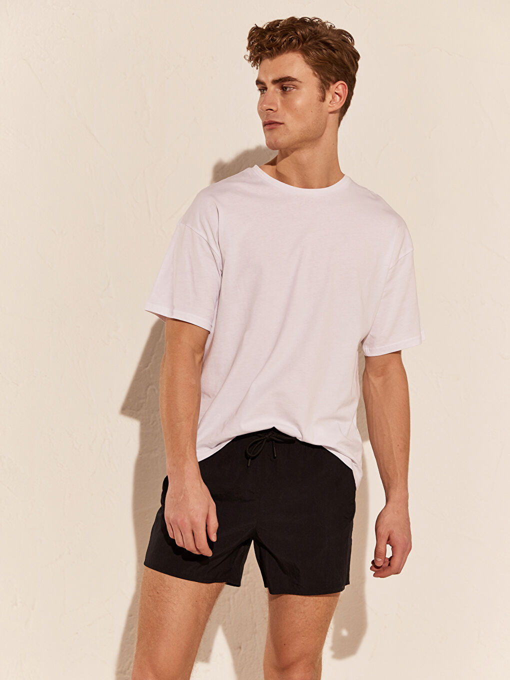 Siyah Hızlı Kuruyan Basic Erkek Deniz Şortu-1