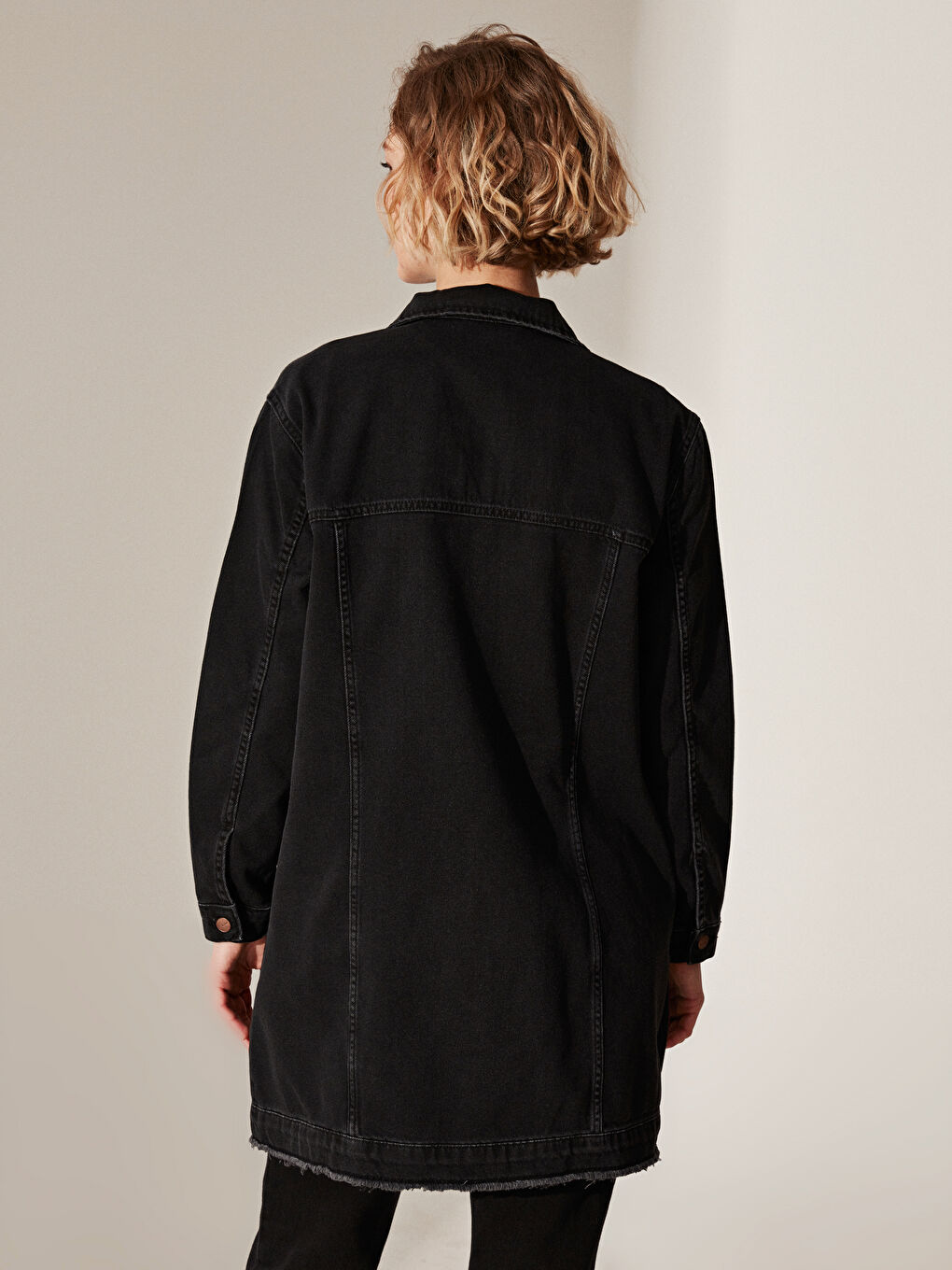 Shirt Collar Straight Pocket Detailed Women's Jean Jacket-3