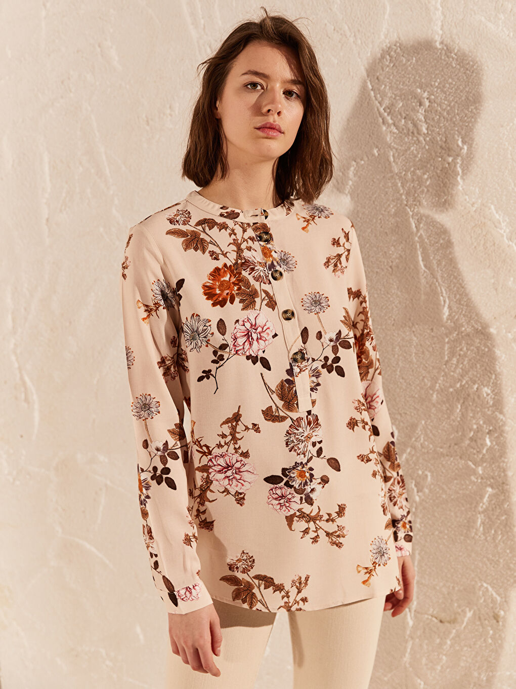 Риза от Вискоза с Десен-1