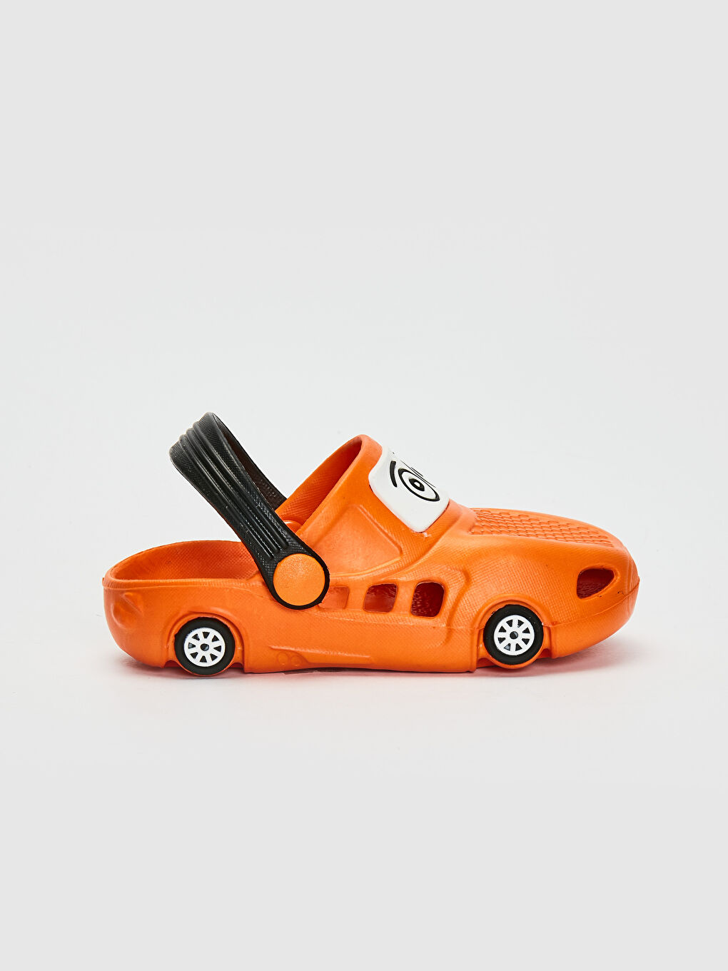 حذاء مفتوح برتقالي ولد