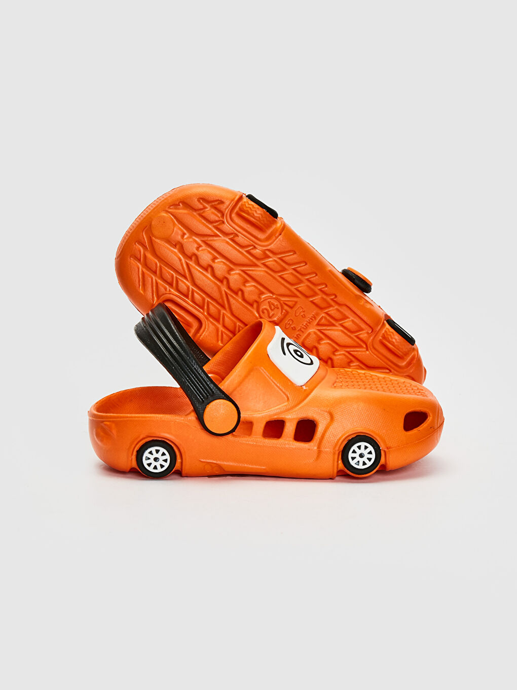 حذاء مفتوح برتقالي ولد-2