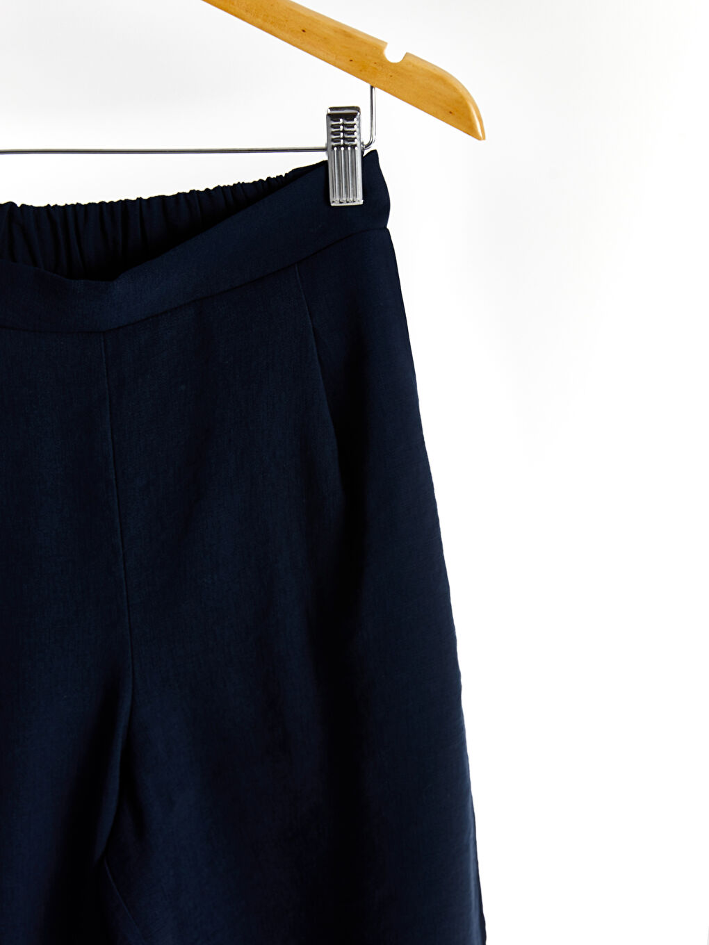 Elasticated Waist Women's Shorts-4