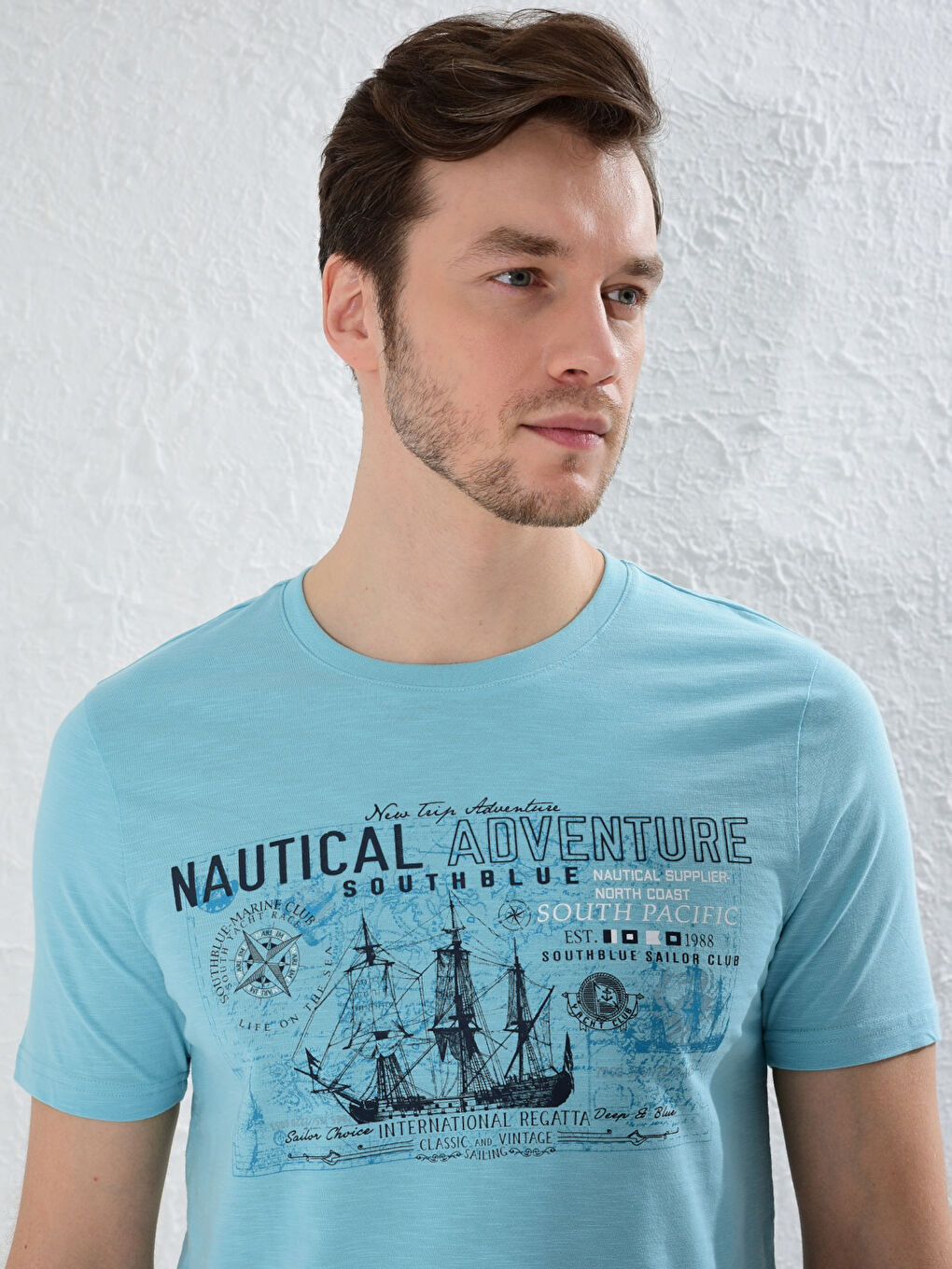 Футболка из чесаного хлопка с круглым вырезом и принтом-4