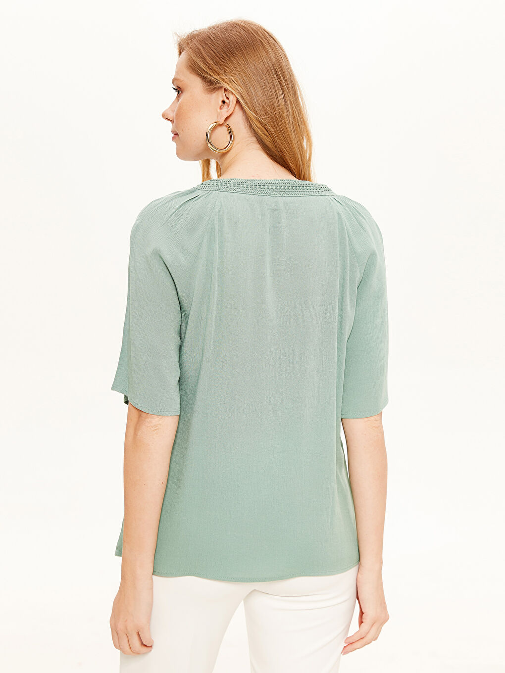 Blouse Femme à Manches Courtes et Encolure en V-2