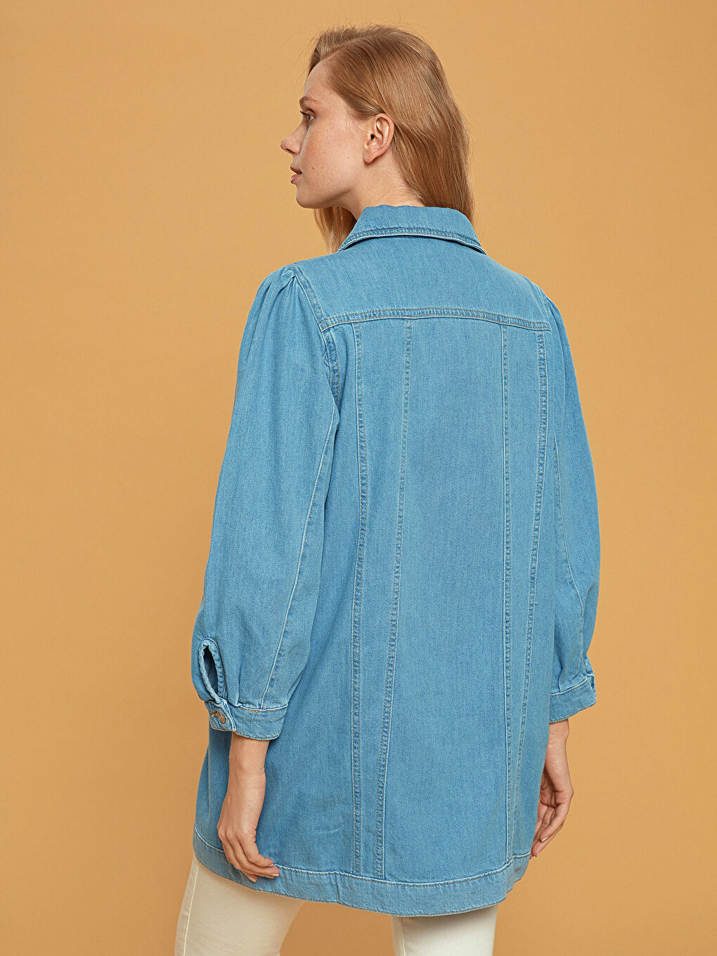 جاكيت جينز كم طويل بياقة قميص للسيدات-3