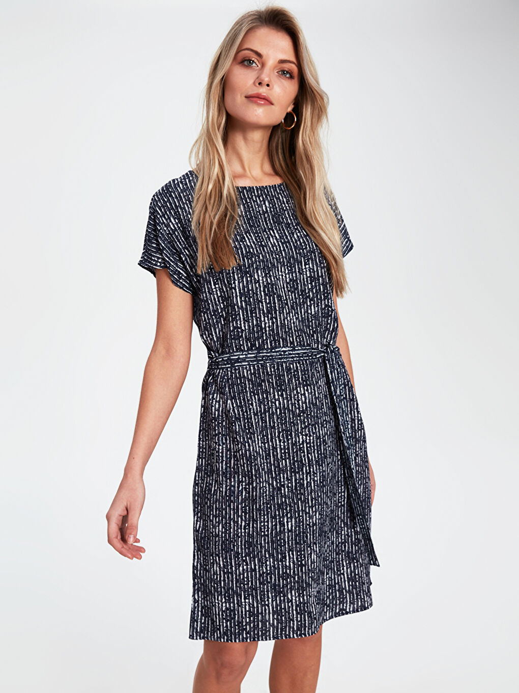 Lacivert Kısa Kollu Kadın Elbise-2